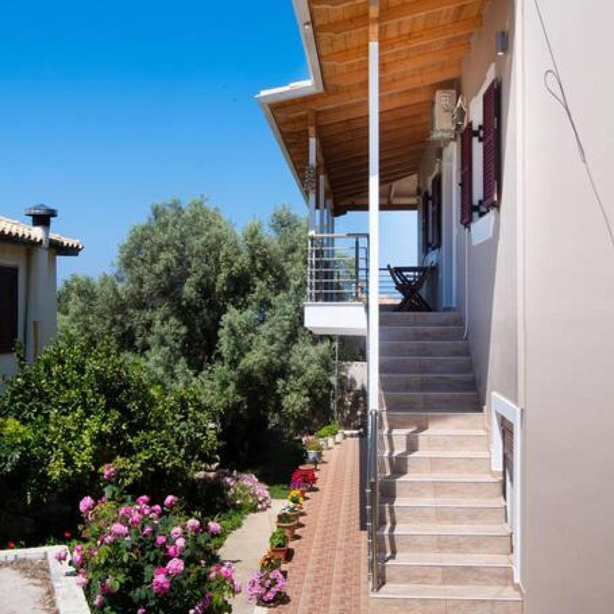 Kristo House - Tsoukalades Lefkada - Lefkada Bnb Экстерьер фото